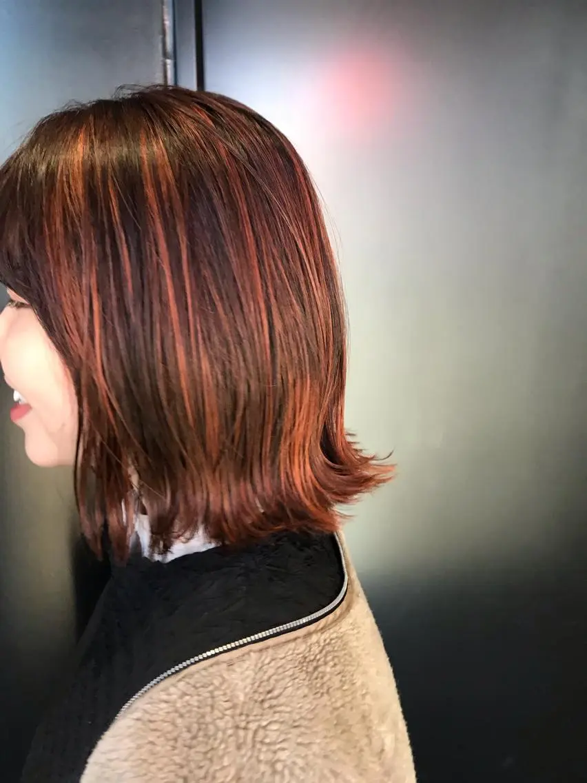 ミディアム カラー ヘアアレンジ カット ヘアカラー トリートメント re naのヘアスタイル
