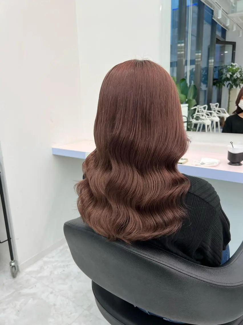 セミロング ヘアカラー トリートメント ヘッドスパ ヘアセット 🎨ブリーチ職人 店長Takaya🎨のヘアスタイル