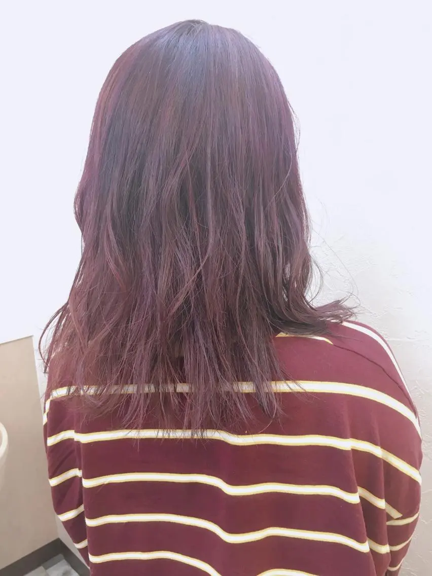 ミディアム カラー ピンクカラー ピンクパープル パープルカラー 菅沼 まみのヘアスタイル