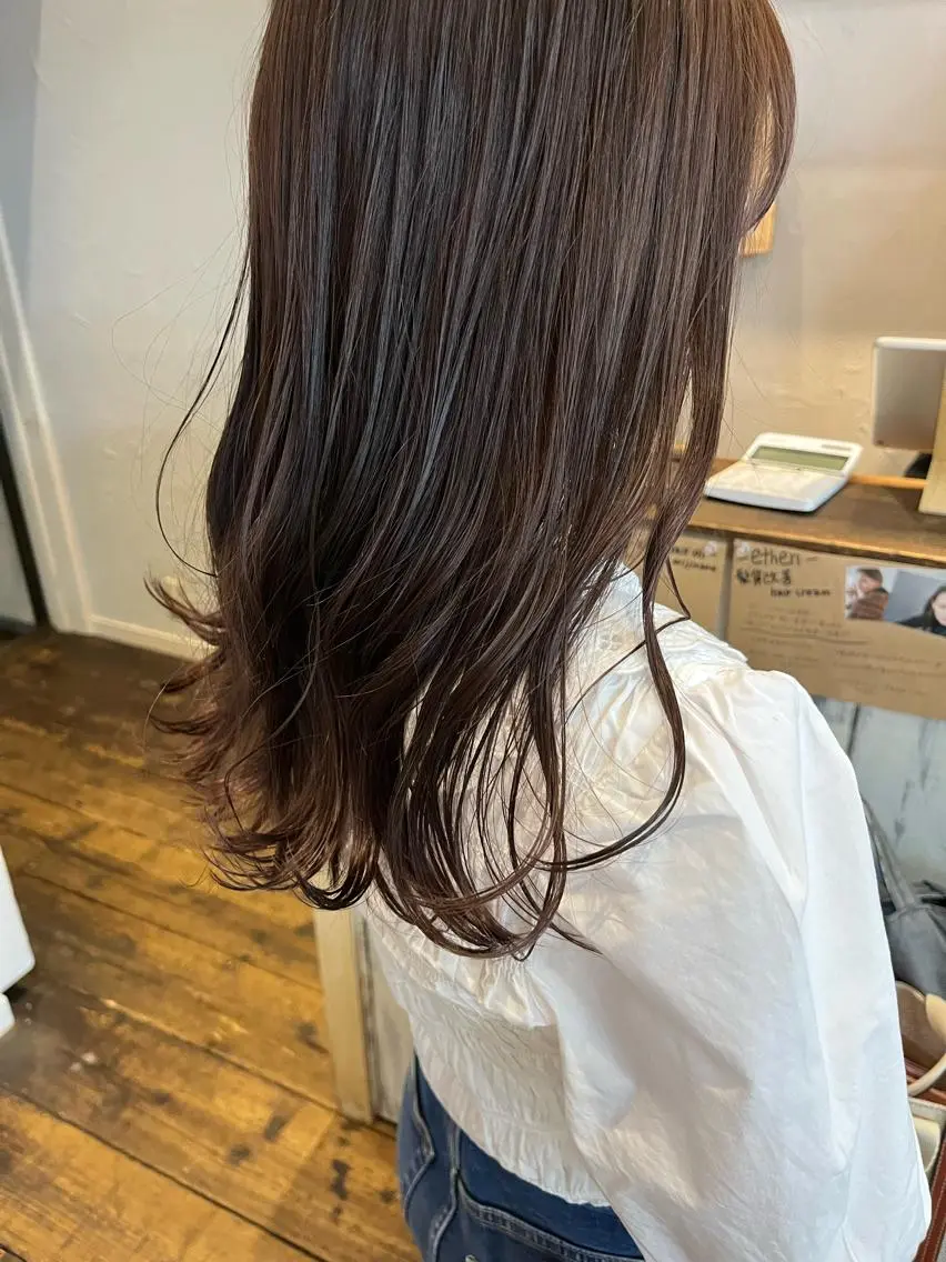 セミロング カラー カット ヘアカラー 縮毛矯正 ツチダ カホのヘアスタイル