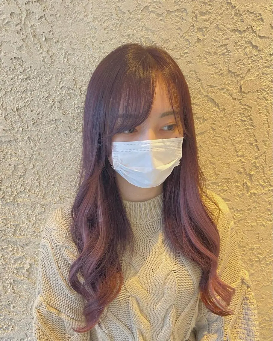 ロング カラー シールエクステ 黒髪 透明感カラー グラデーションカラー グレージュ sugiki shotaのヘアスタイル