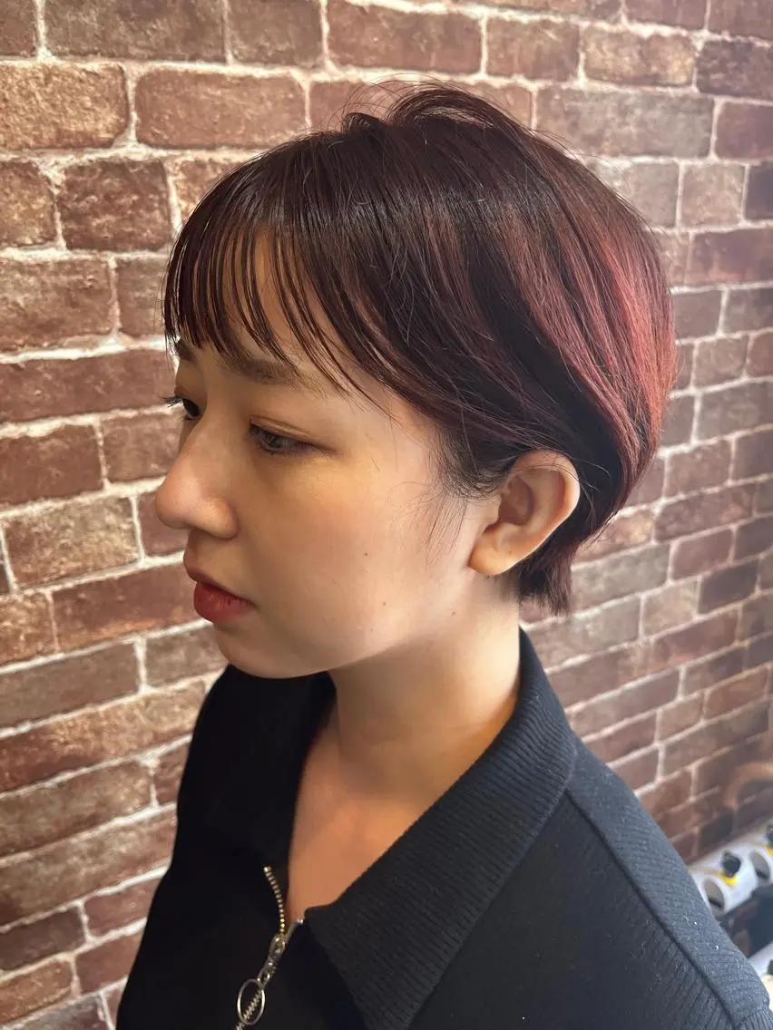 ショート カラー パーマ ヘアアレンジ メンズ キッズ ネイル マツエク・マツパ アイブロウ メンズパーマ ブラウンカラー ケアカラー 透明感カラー ピンクカラー ヘッドスパ 久木原 ゆりのヘアスタイル