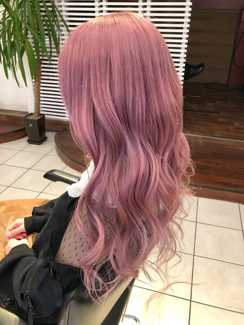 ミディアム カラー ブリーチ ヘアカラー 🫧富田 苑実🫧のヘアスタイル