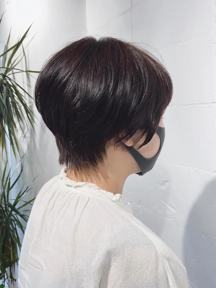 ショート ショートヘア ショート・ウルフ✂︎ 安住有咲子のヘアスタイル