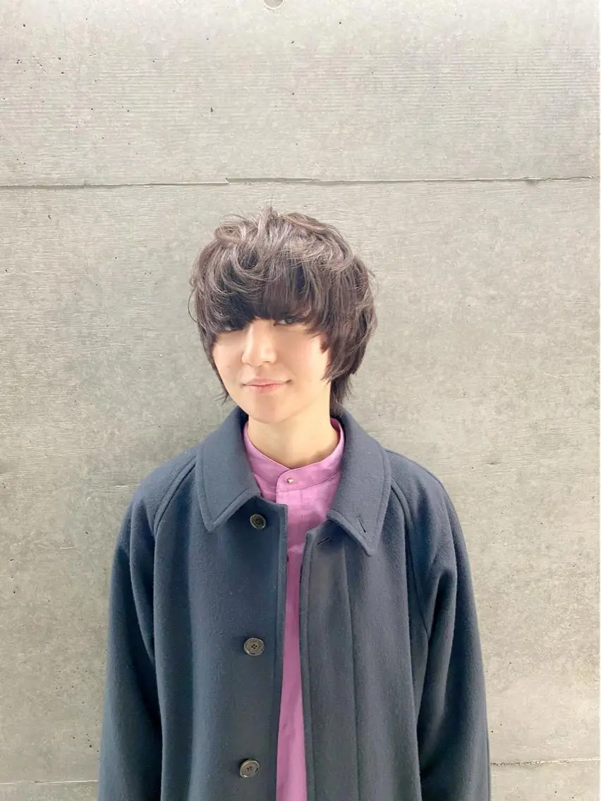 ショート カラー パーマ アッシュ バレイヤージュ 透明感カラー ハイライトカラー インナーカラー 原宿アンリ 山下卓也のヘアスタイル