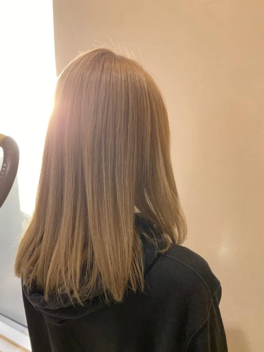 ミディアム カラー スパイキーショート パーマ　具志堅　太志のヘアスタイル