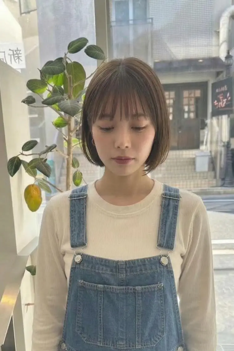 ショート tre.甲子園口店/ レイヤーカットのヘアスタイル