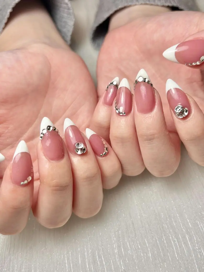 ネイル ワンホンネイル mofie🤍ナツカ /練習モデル募集中のネイルデザイン