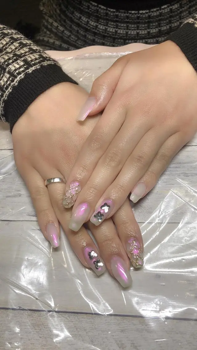 ネイル ✨アン ミユ✨のネイルデザイン