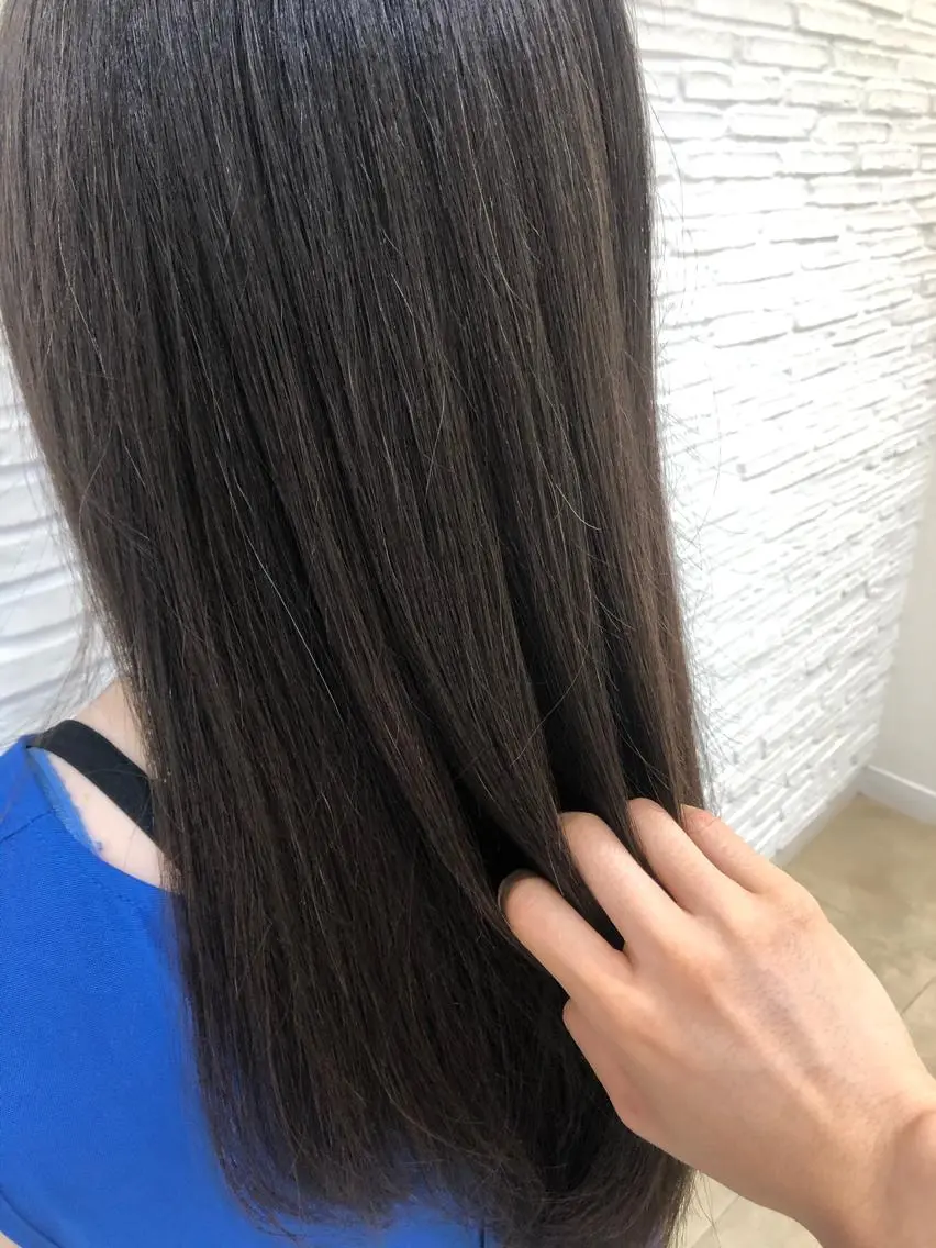 ロング トリートメント izumi （いずみ）のヘアスタイル
