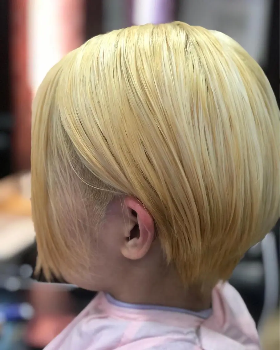 ショート カラー ショートボブ ブリーチ ボブ ショートヘア 織田 英之のヘアスタイル