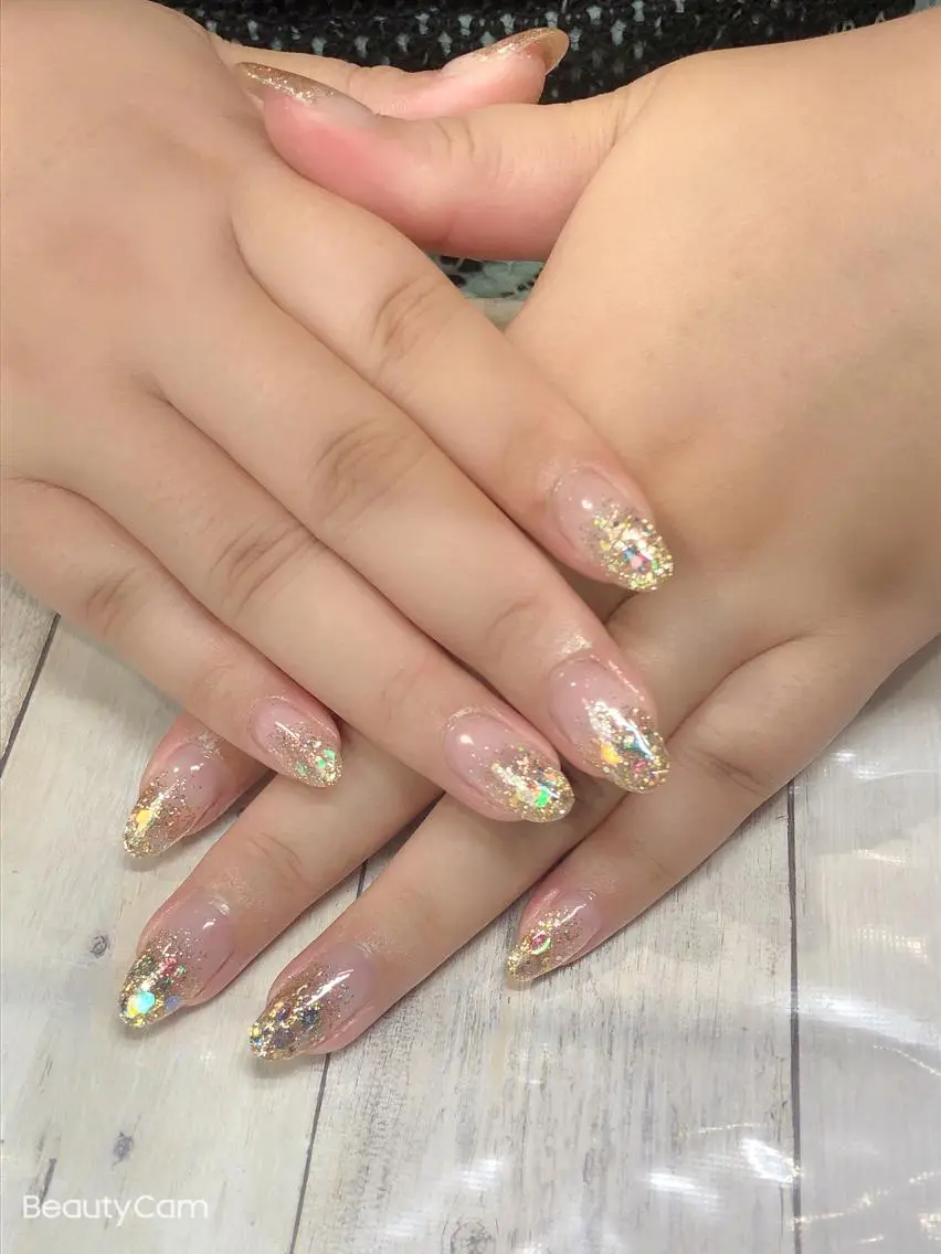 ネイル グラデーション ラメ(グリッター) ラメグラデーション ✨アン ミユ✨のネイルデザイン