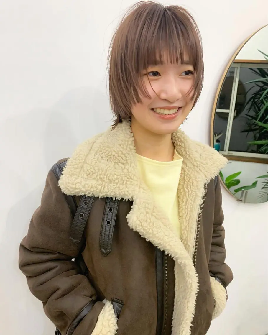 ショート カラー Spiel KOMOのヘアスタイル