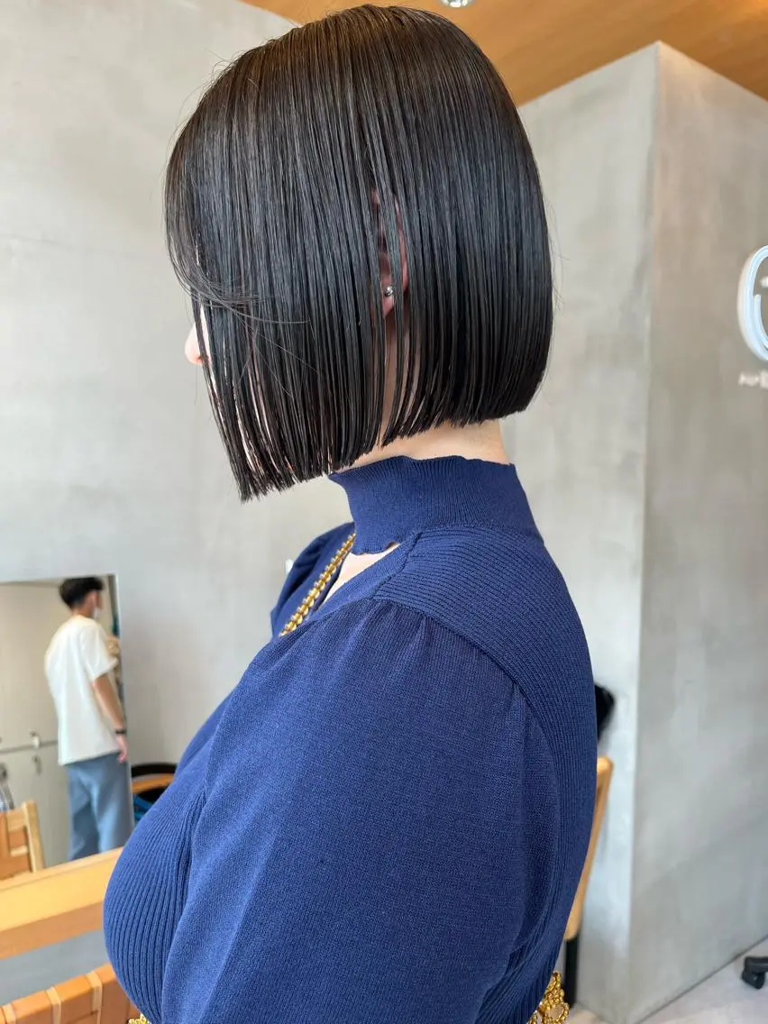 ミディアム 縮毛矯正ボブ&顔まわ レイヤー♡TOMOEのヘアスタイル