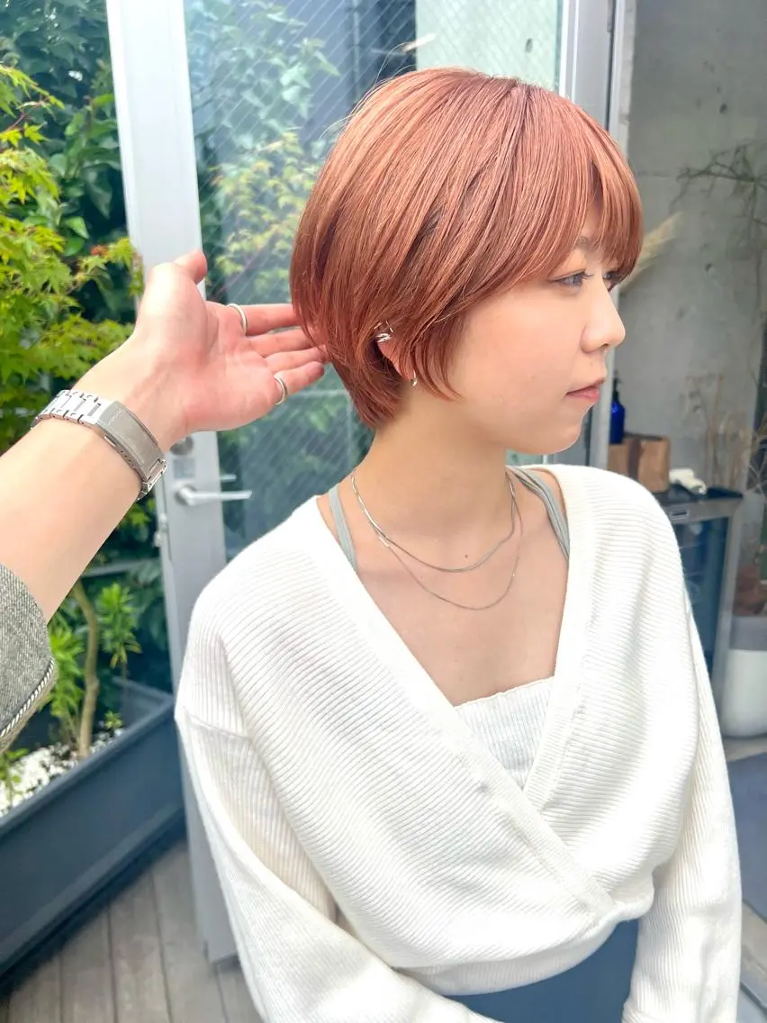 ショート カラー ベージュカラー オレンジ オレンジベージュ ショートヘア カット ヘアカラー トリートメント sakoda shunkiのヘアスタイル