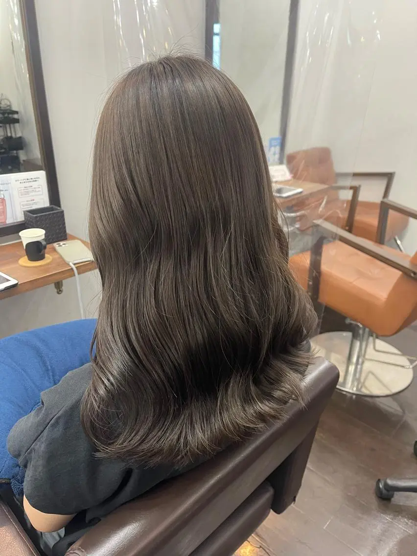 セミロング ヘアカラー トリートメント 難波 茜のヘアスタイル