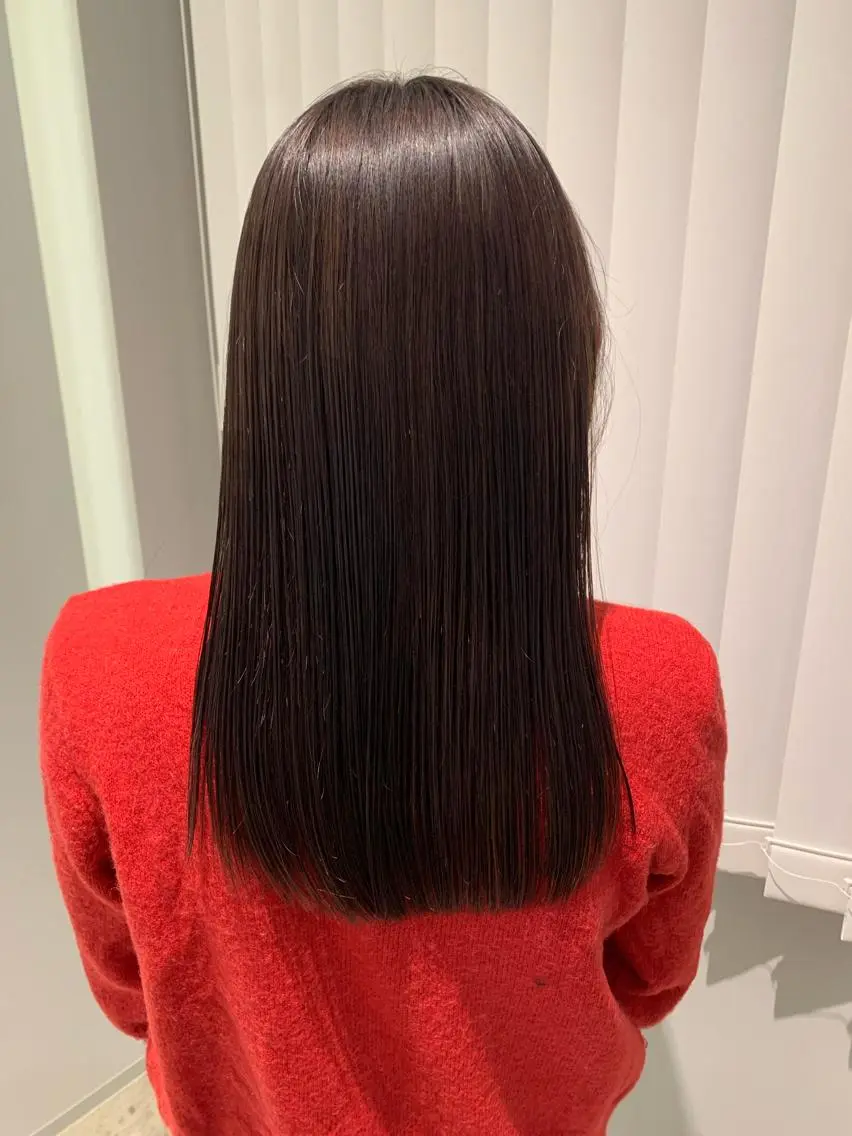 ロング カラー 髪質改善ストレート 中林優太のヘアスタイル
