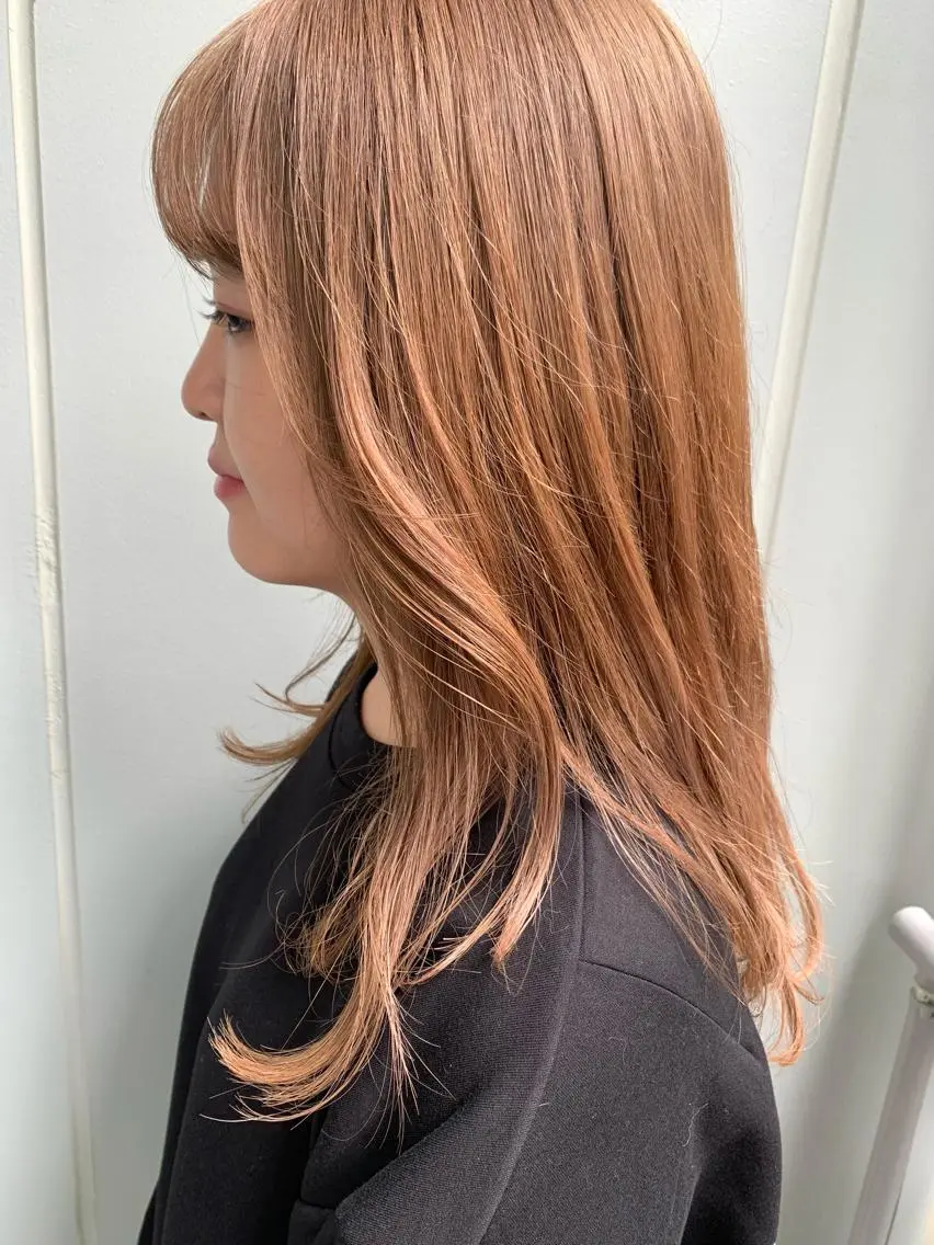 ロング カラー ブリーチ 明治神宮前 NANAMIのヘアスタイル
