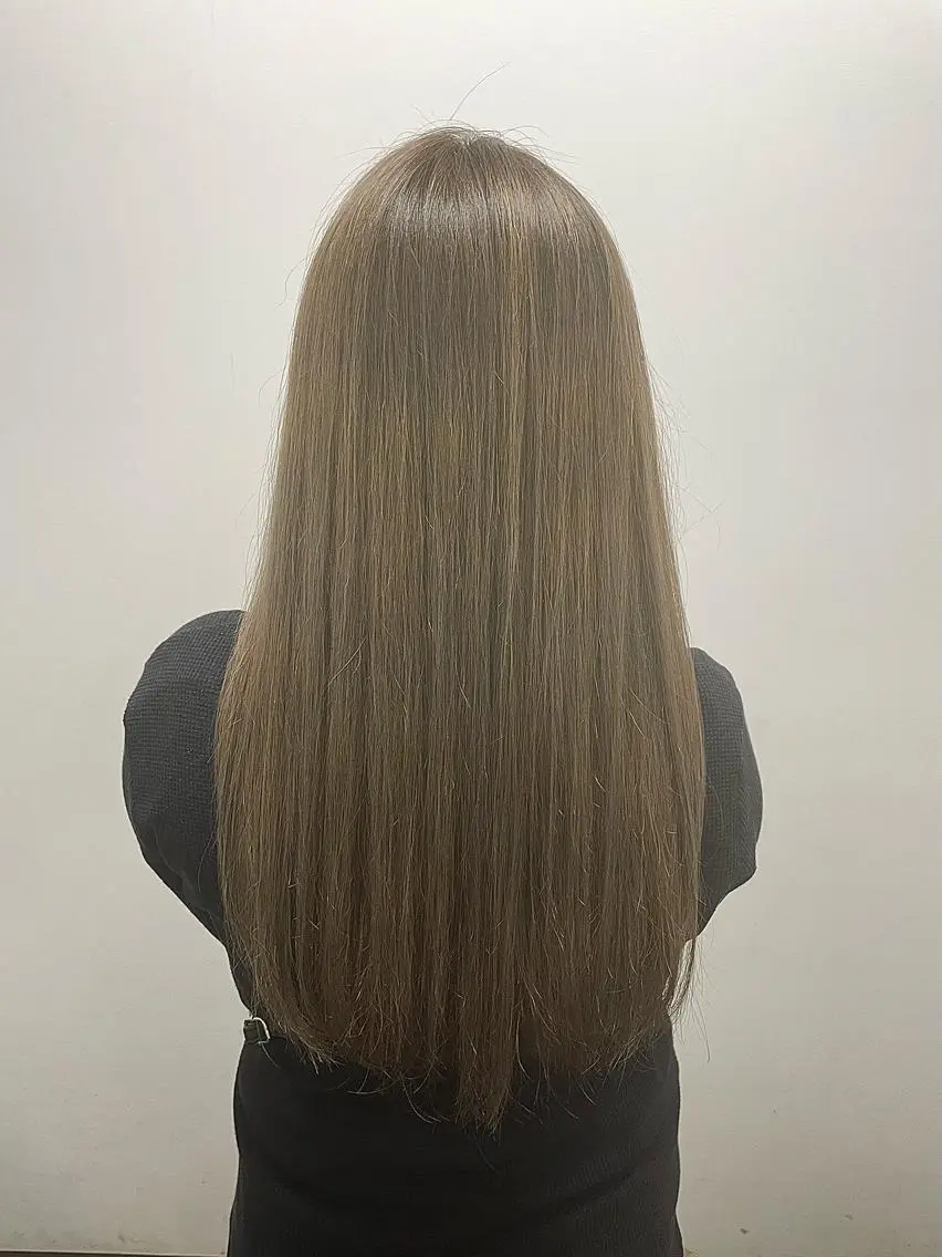 ロング カラー グレージュ ミルクティーグレージュ ボブパーマ🧸 /YUNAのヘアスタイル