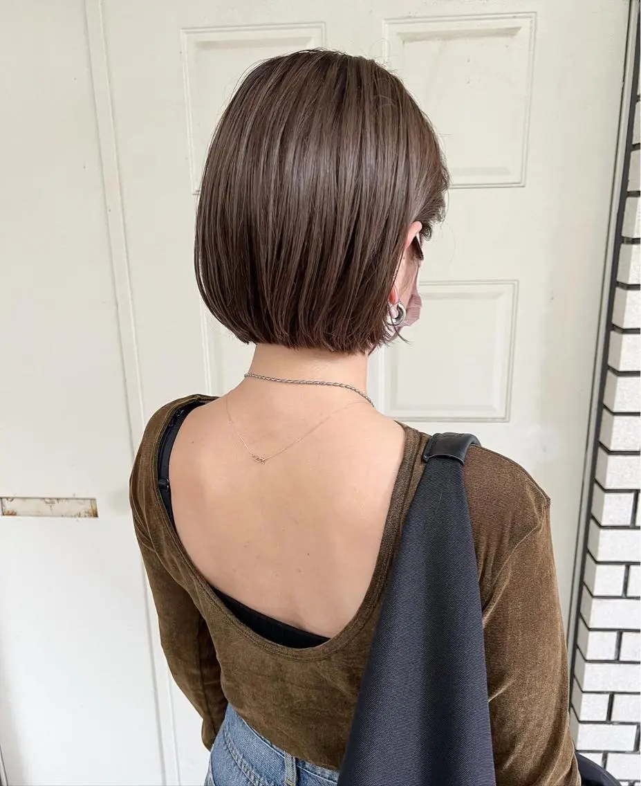 ショート カラー ブリーチ カット トリートメント ヘッドスパ takada kohのヘアスタイル