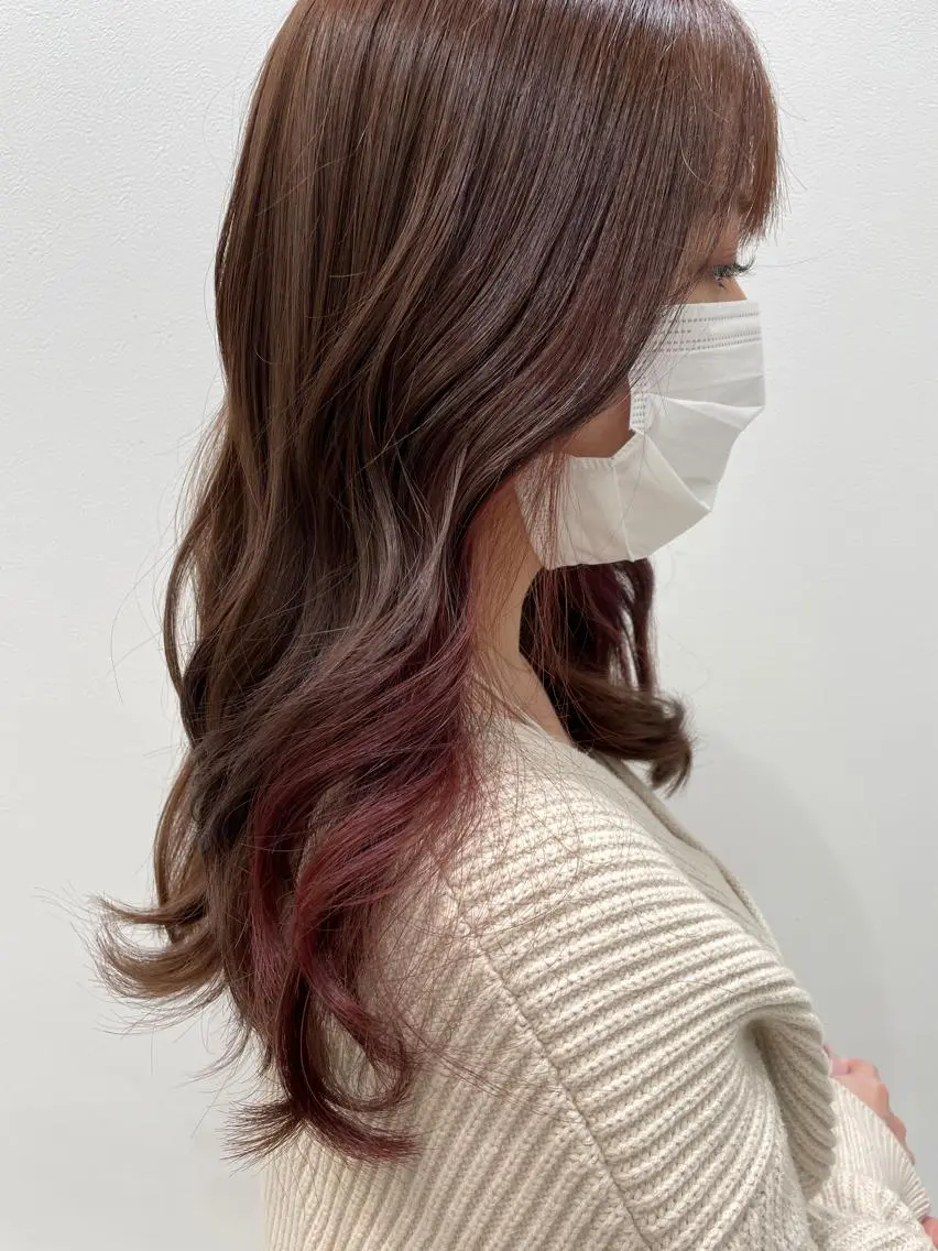 セミロング カラー ベージュカラー インナーカラー ピンクカラー ピンクベージュ 【髪質改善】大川 倖平のヘアスタイル