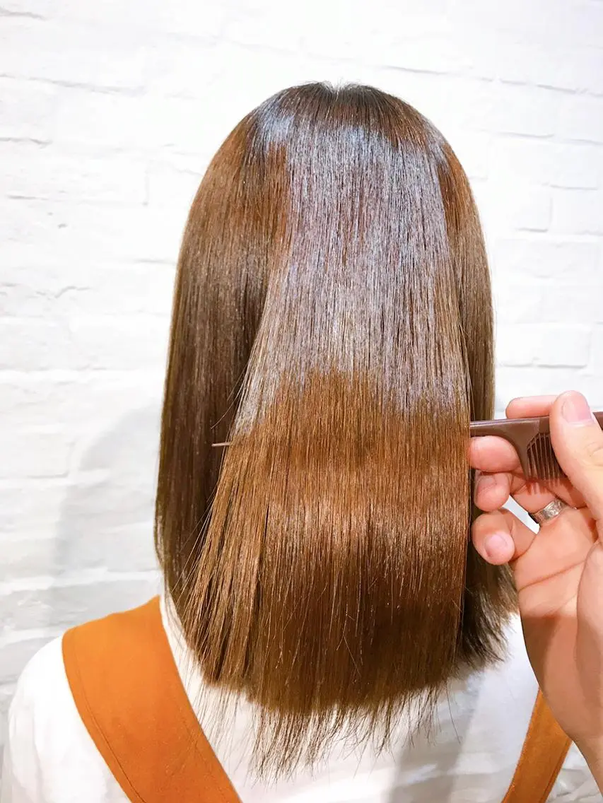 セミロング トリートメント 酸熱トリートメント カット トリートメント 艶髪と透明感を ‼️/若林のヘアスタイル