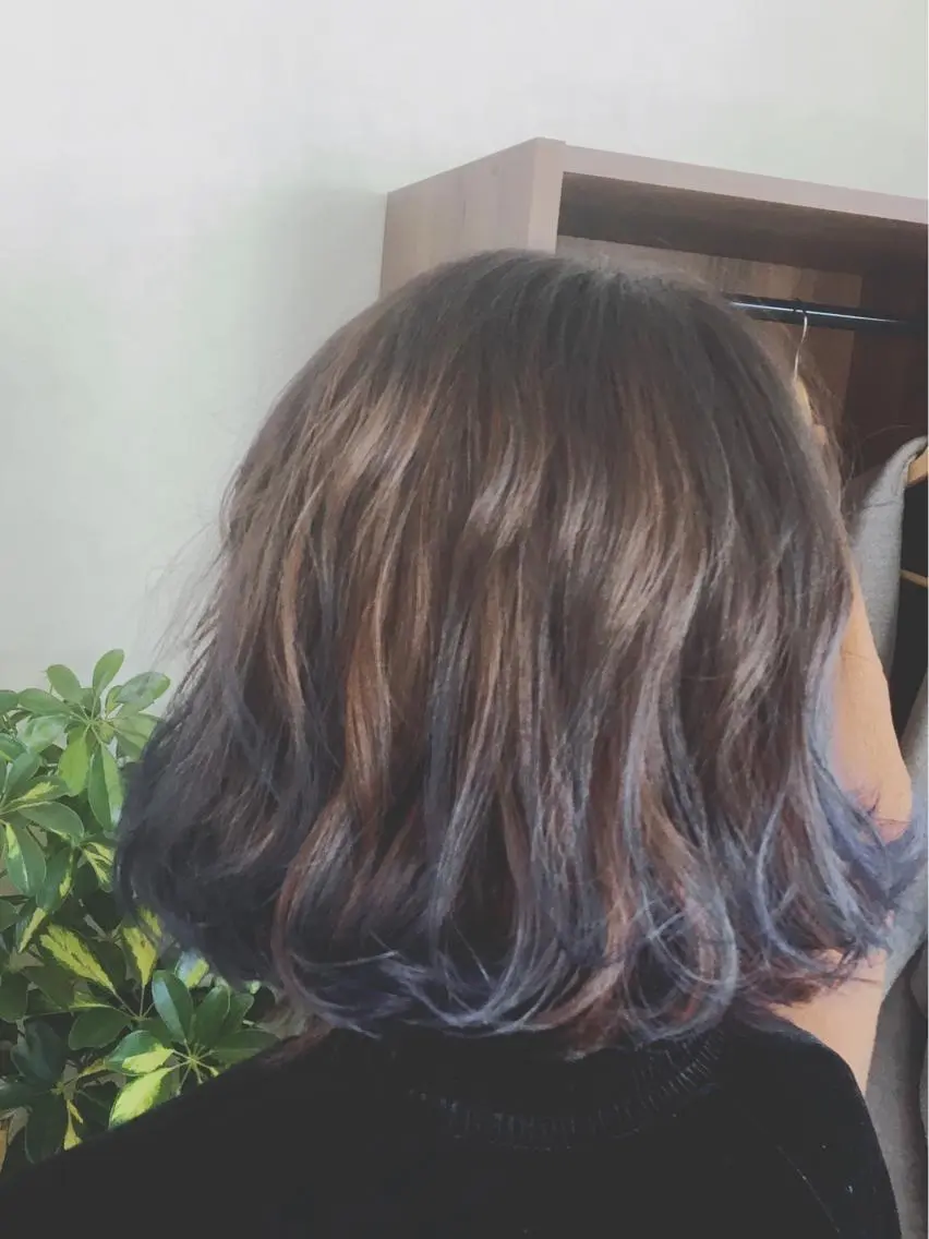 ミディアム カラー ブルーカラー ブルージュ デザインカラー 竹本 将太のヘアスタイル