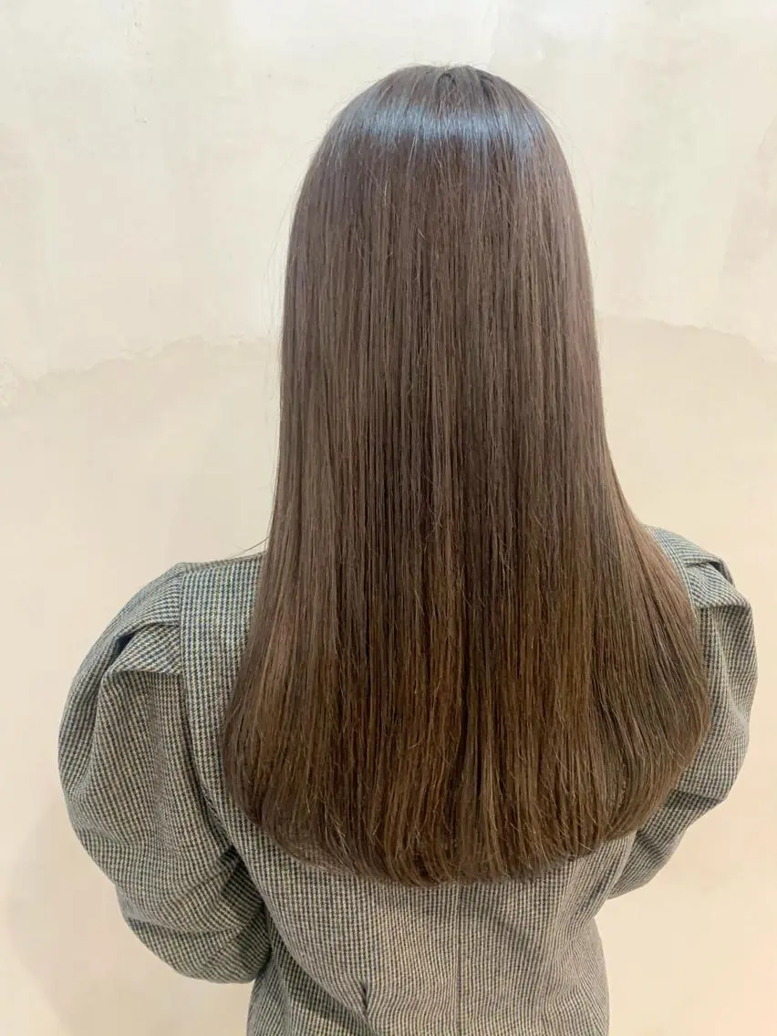 ロング カラー 堤 麻衣子のヘアスタイル