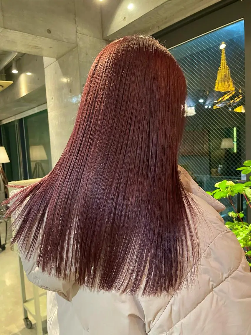 ロング カラー ブリーチ kana .のヘアスタイル