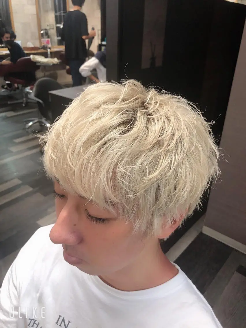 ショート カラー メンズ カット ヘアカラー トリートメント メンズ特化美容師 大貫友也のヘアスタイル