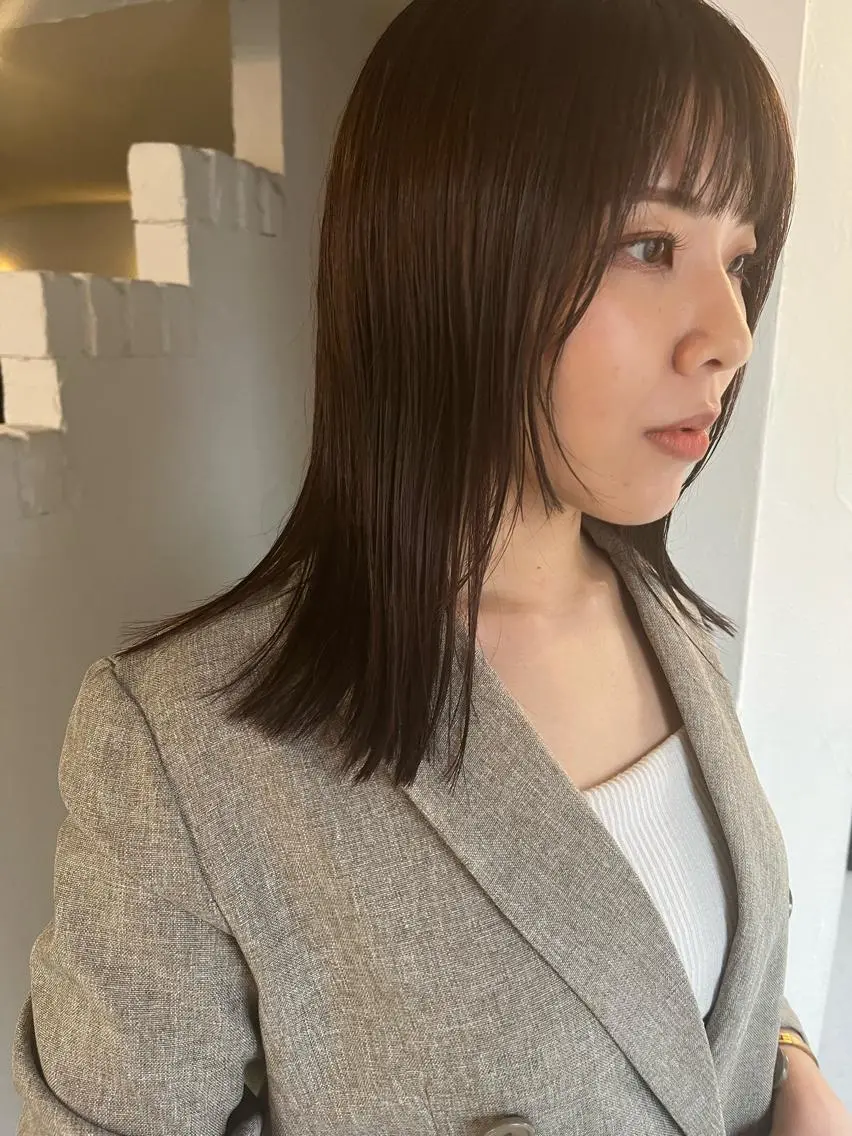 ミディアム カラー ヘアアレンジ アディクシーカラー ベージュカラー 黒髪 ブリーチ 透明感カラー 恵比寿|眠れる ヘッドスパchacoのヘアスタイル