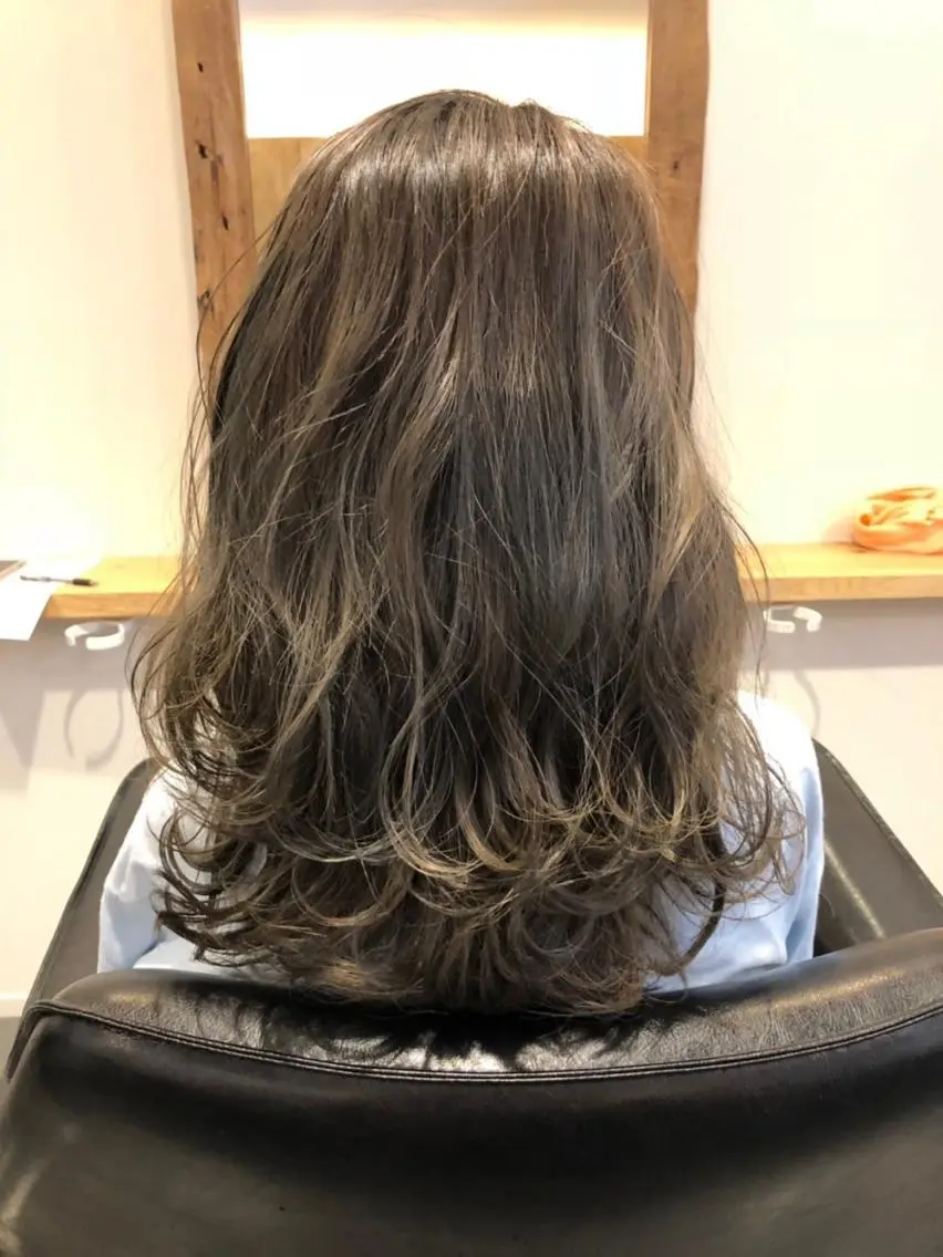 ロング 髪質改善 十河　勇作のヘアスタイル