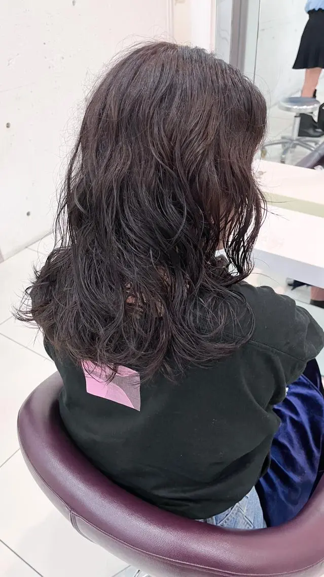 ミディアム カラー パーマ ミディアムパーマ ブラウンカラー 似合わせパーマ/ kazuのヘアスタイル