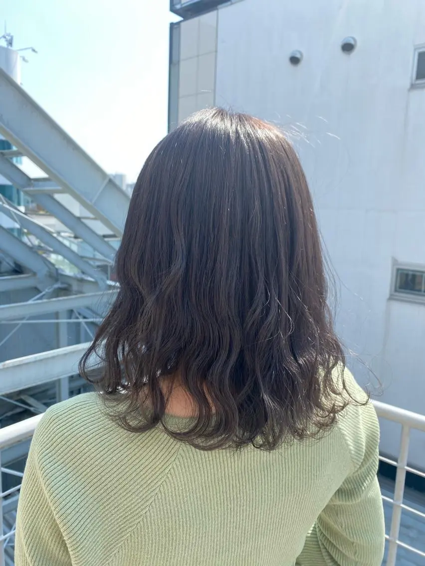 ミディアム 🩵ブリーチカラー MIORI🩵のヘアスタイル