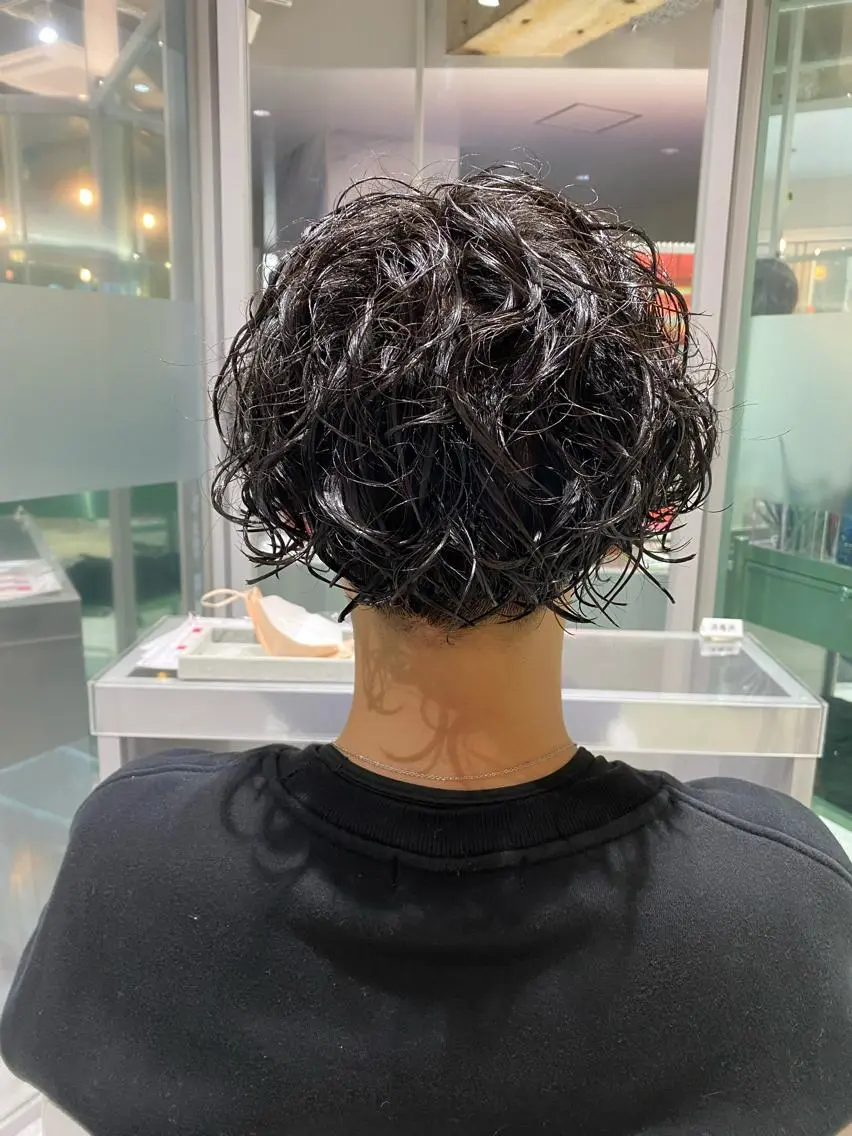ミディアム パーマ メンズ ミディアムパーマ メンズパーマ ツイストスパイラルパーマ スパイラルパーマ Riganuts王子 Hayato✂︎のヘアスタイル