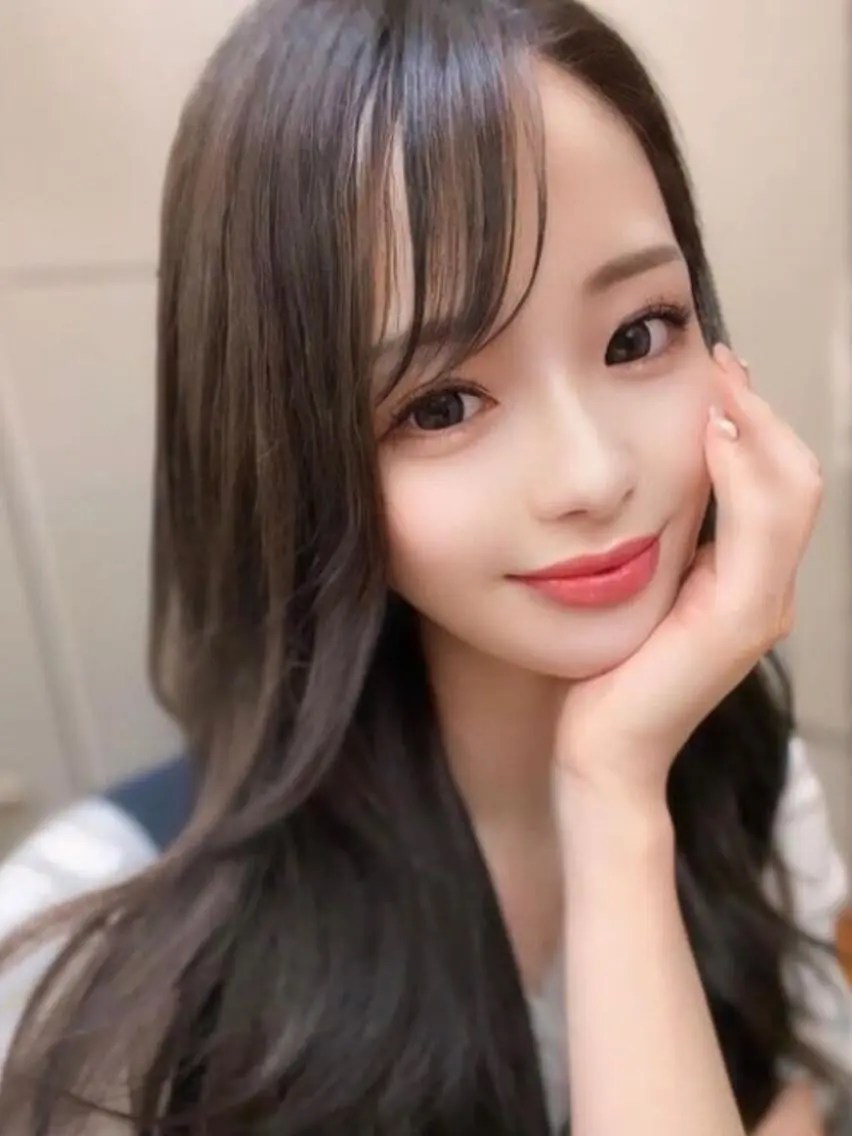 ロング ヘアアレンジ カラー シールエクステ バレイヤージュ ブリーチ ケアブリーチ ダブルカラー LIP 大阪本店 エクステ MISAのヘアスタイル