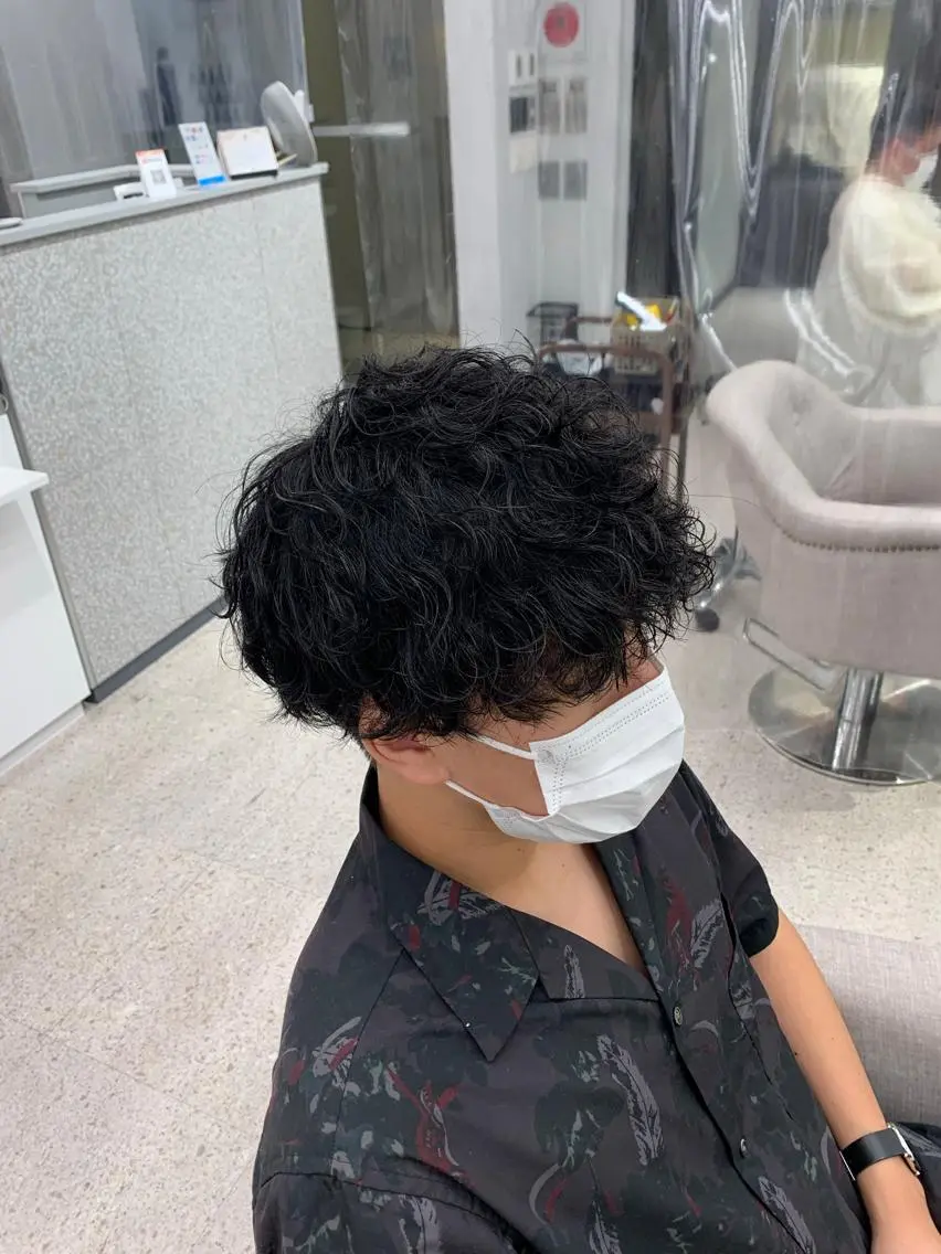 メンズ メンズパーマ 波巻きパーマ カット パーマ メンズ特化美容師/ 新井　洸太のヘアスタイル