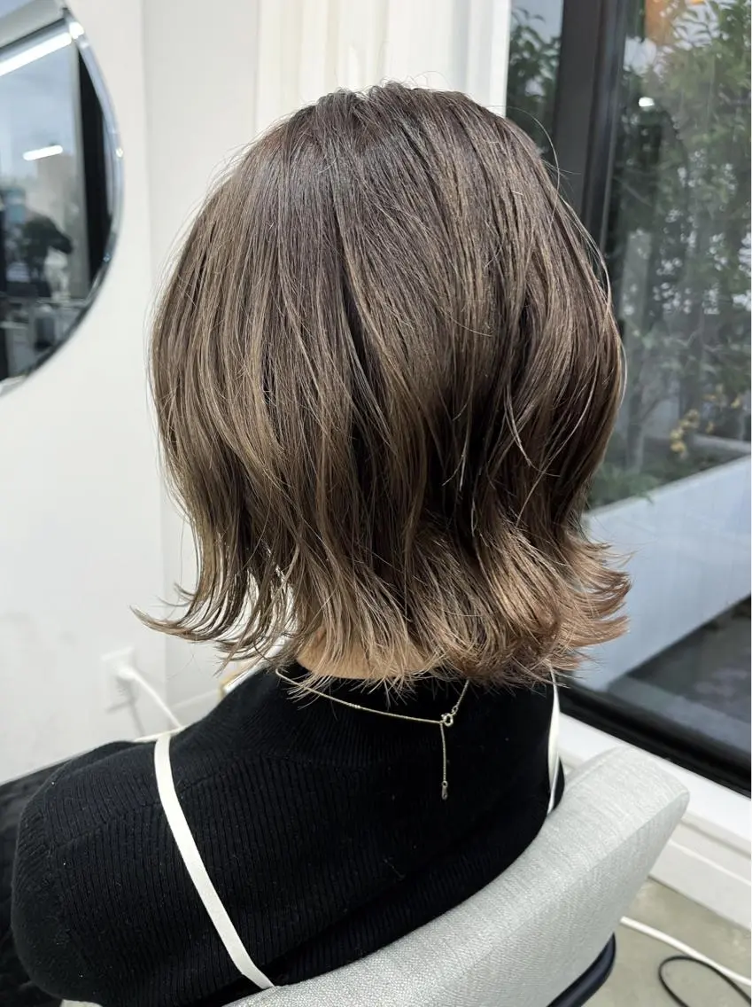 ショート カラー カット ヘアカラー トリートメント ⭐️当日OK⭐️ 岩田峻のヘアスタイル