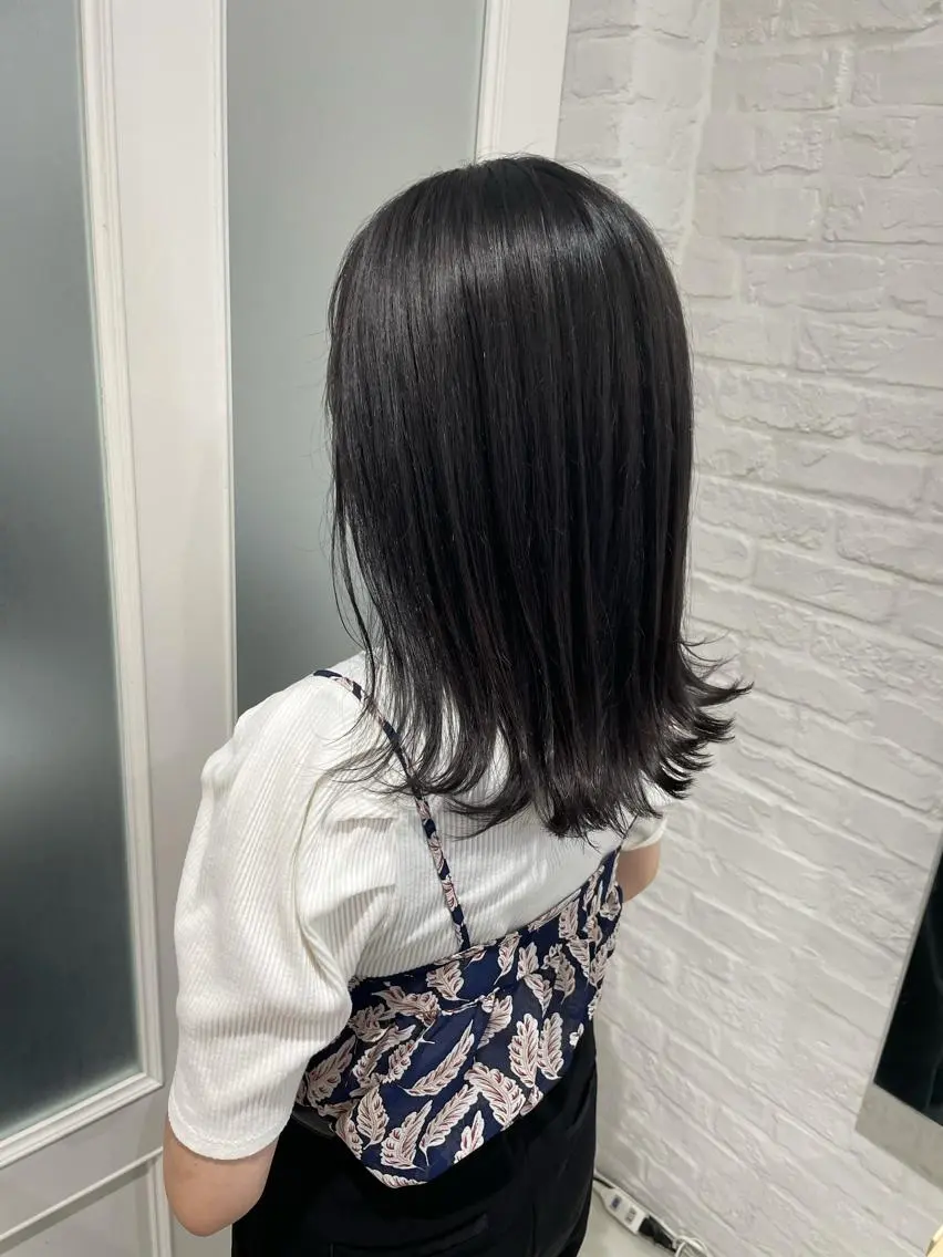 ミディアム カット ヘアカラー トリートメント 米津 優花のヘアスタイル