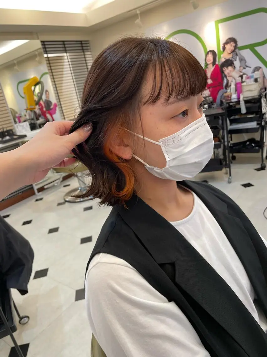 ミディアム カラー インナーカラー オレンジ デジタルパーマ特化 杉浦 夏生のヘアスタイル