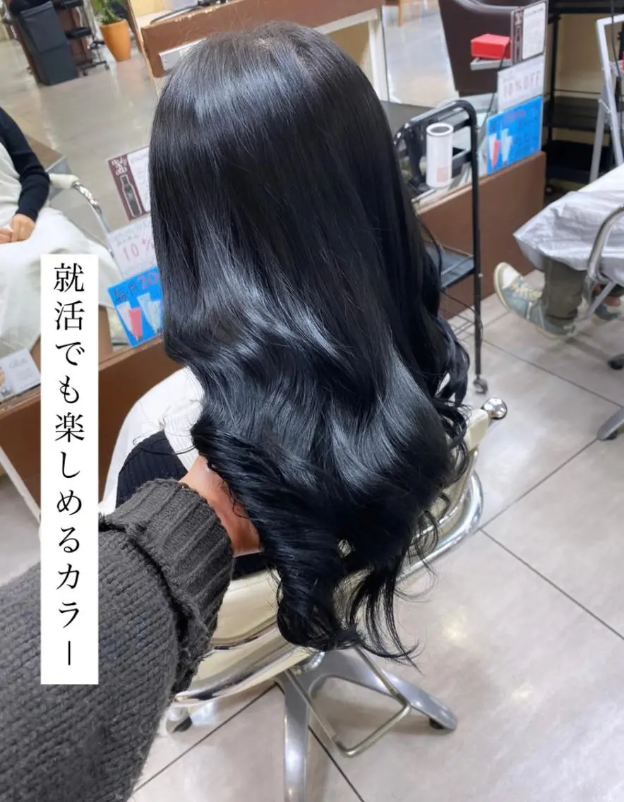 ロング カラー ヘアアレンジ ヘアカラー トリートメント 川上 麻梨阿のヘアスタイル
