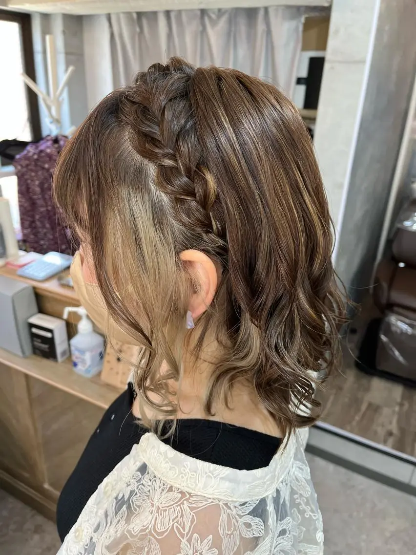ミディアム ヘアセット 石井 綺乃のヘアスタイル