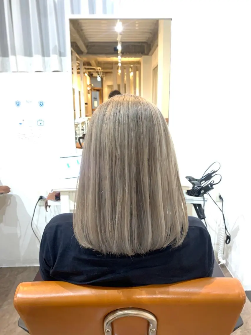 ミディアム カラー 髪質改善✨カラー特化 サロン🎨平尾晃一のヘアスタイル