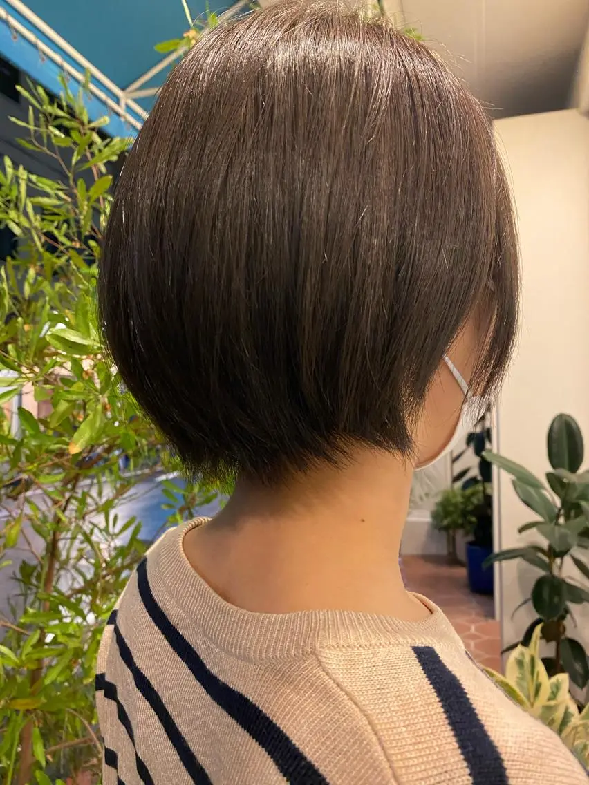 ショート カラー アッシュ 透明感カラー 菜 摘のヘアスタイル