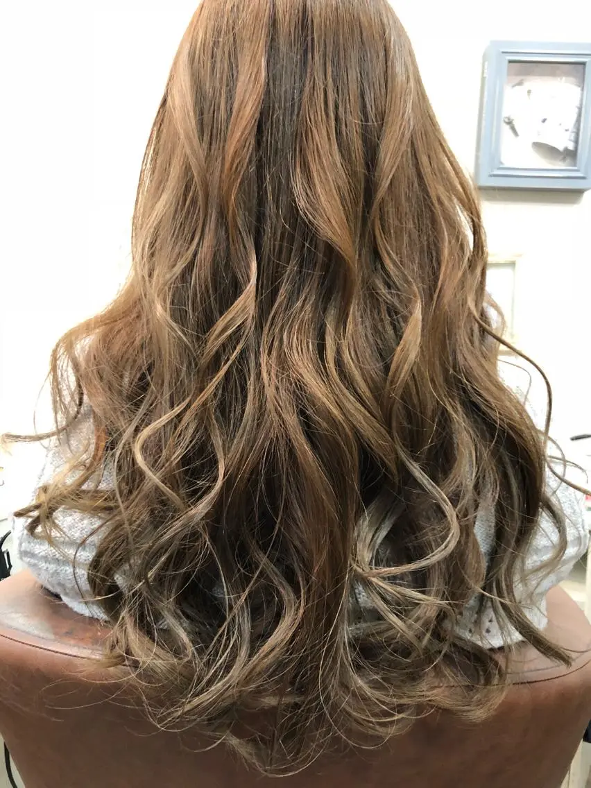 ロング 似合わせ×レイヤー× 髪質改善×t.yのヘアスタイル