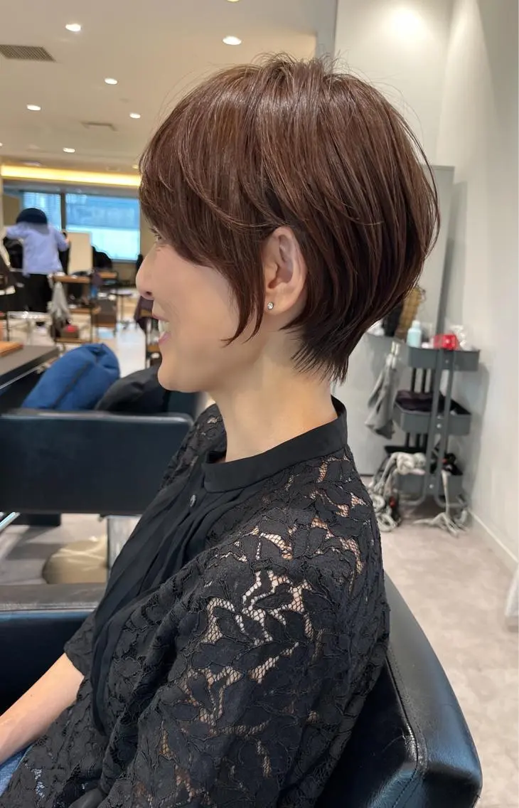 ショート 襟足でお悩みの方✂︎ くびれ職人ハシモトのヘアスタイル