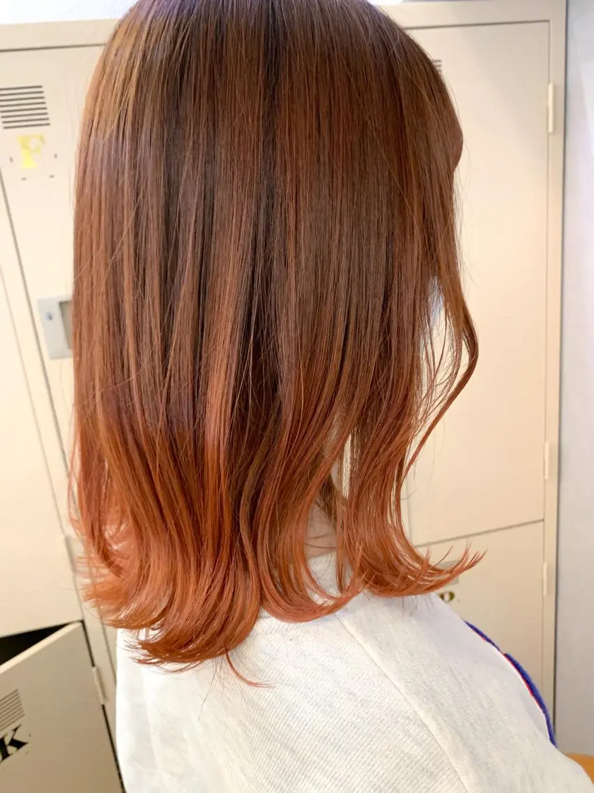 ミディアム カラー グラデーションカラー オレンジ ヘアカラー 🌈 DAIKI 🌈のヘアスタイル