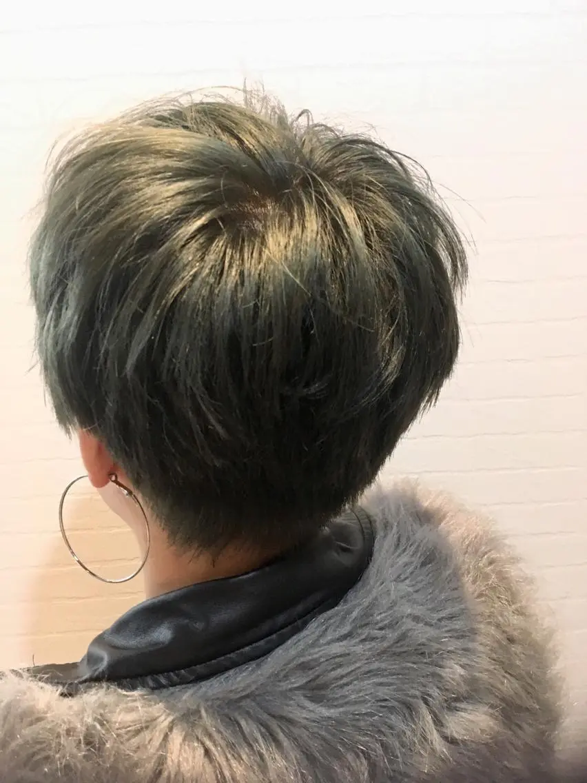 ショート ヘアカラー トリートメント 正木 彩音のヘアスタイル