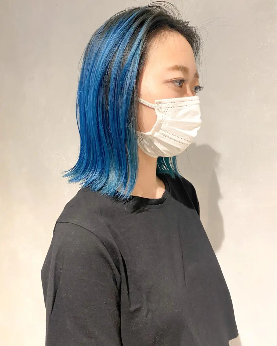ミディアム カラー ヘアアレンジ ブルーカラー カット ヘアカラー トリートメント #ブリーチカラー Akihoのヘアスタイル