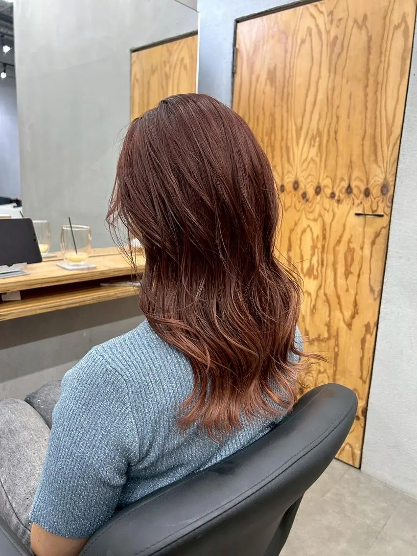 ロング カット ヘアカラー トリートメント N 【エヌ】のヘアスタイル